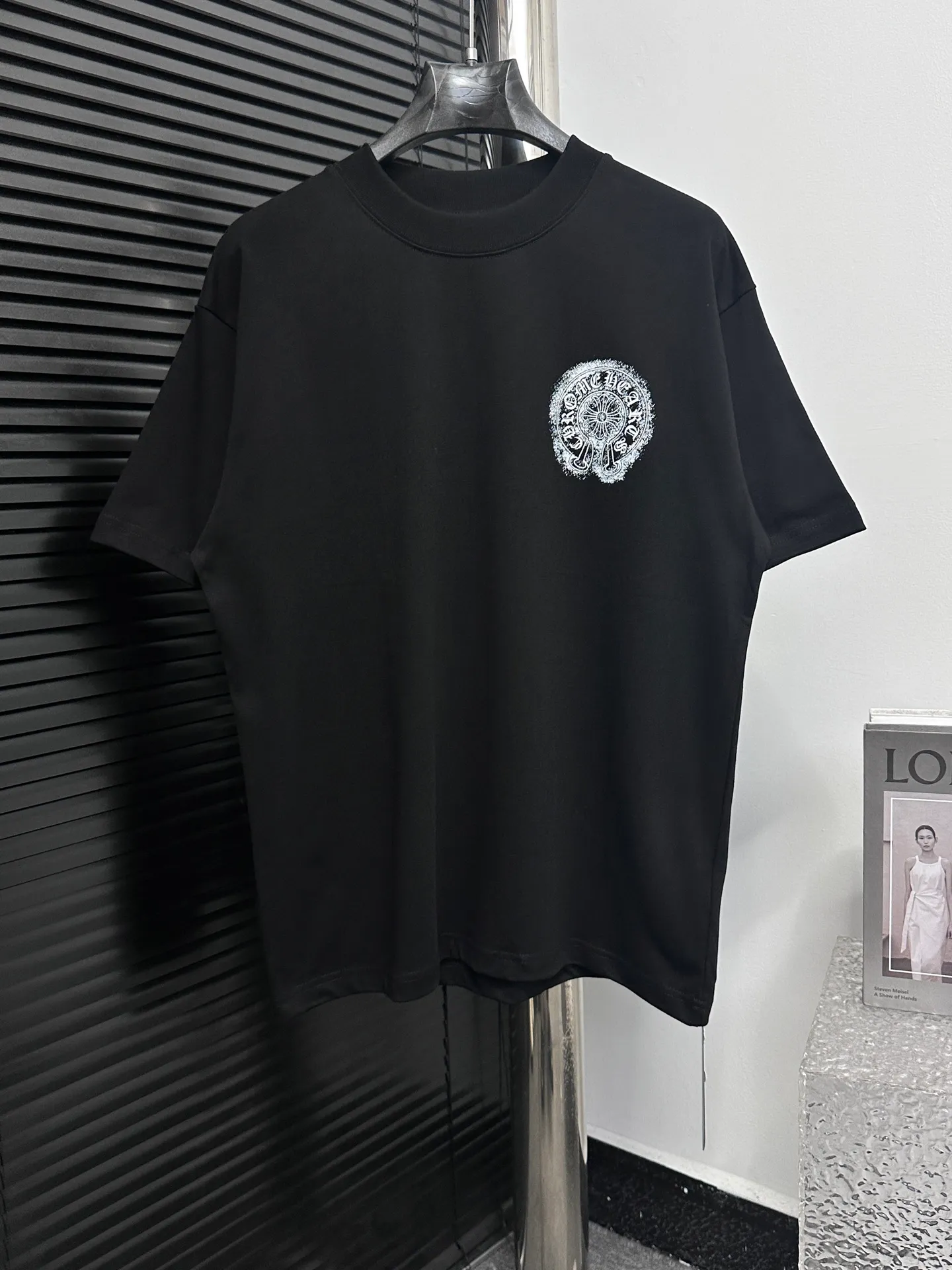 🅿️170 【ChromeHearts】Chrome Hearts 25ss printed round neck T-shirt Original fabric Official same style Short-sleeved T-shirt Customized 260g vat-dyed fabric Very comfortable to the touch Latest brick cabinet synchronization for spring and summer Fashionable and personalized Super versatile and good-looking Very suitable for both men and women A must-have style Tag Collar label Washed wheat Complete with three standards Color: Black White Size: XS-L